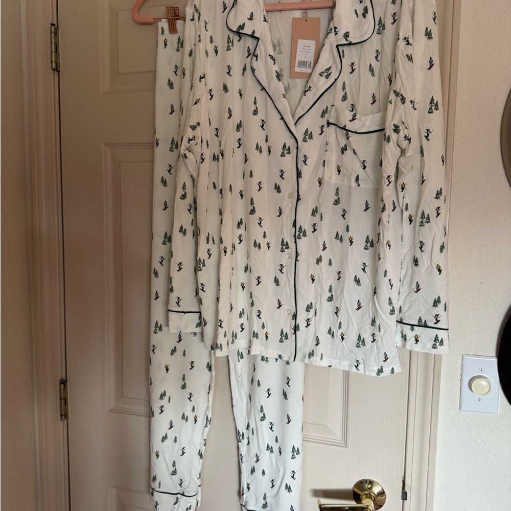 Eberjey White and Green Pajama Set